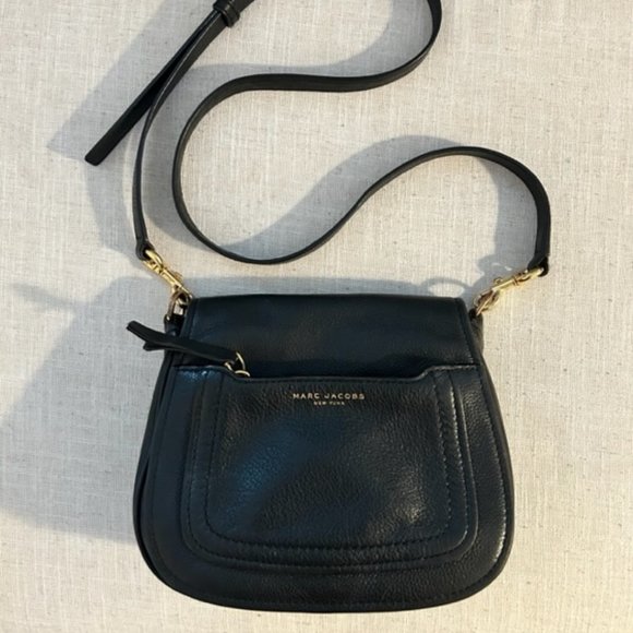 MARC JACOBS  LEATHER CROSSBODY FOLD OVER FLAP BAG - Picture 1 of 4